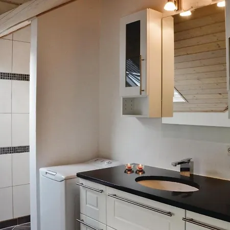 Cozy Home In Ringkobing With Sauna *